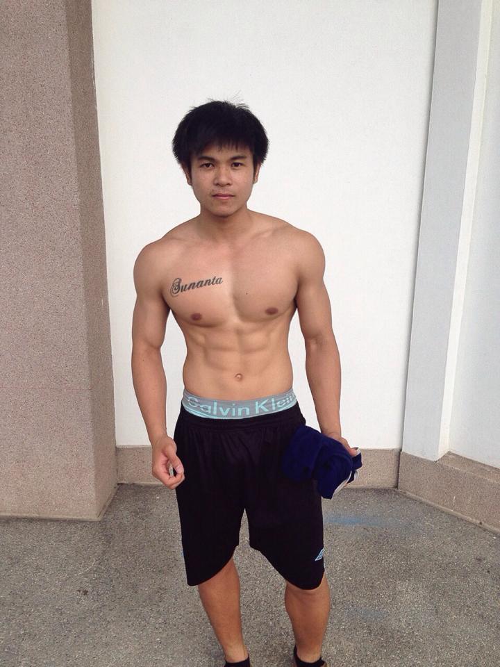 ครูเอ็ก สอนพละ นศ.ฝึกสอน รร.หอวังนนทบุรี