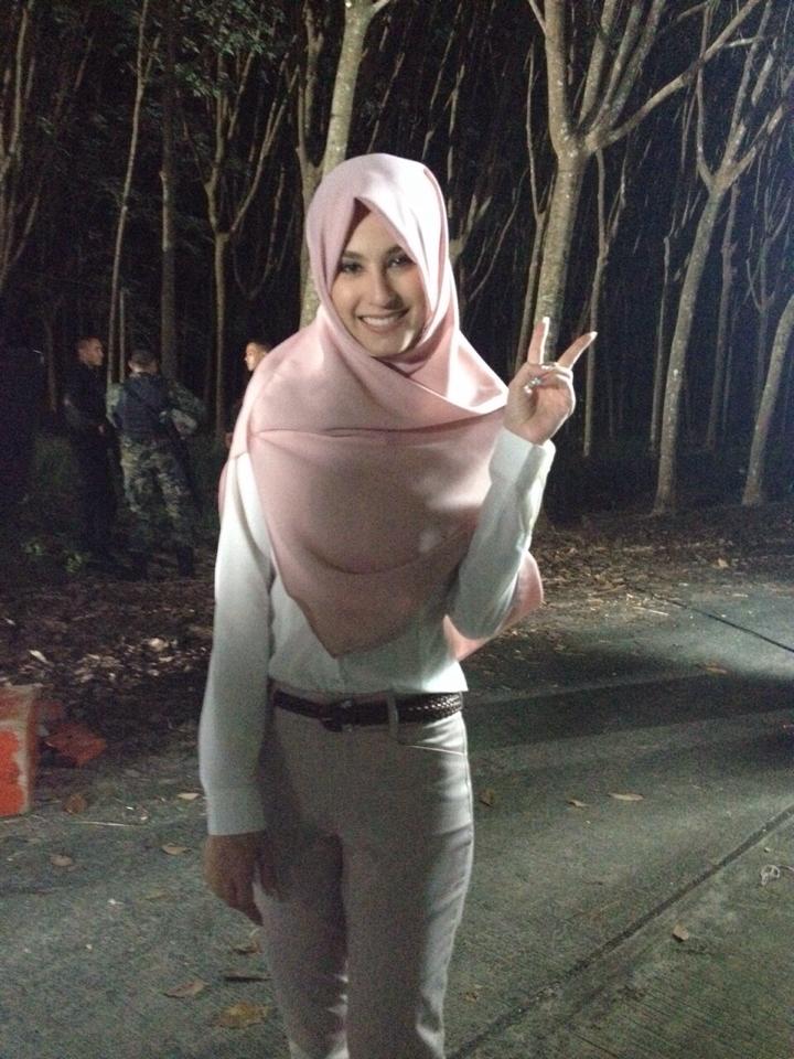 ขวัญ อุษามณี *** ถ่ายภาพยนตร์ เฉลิมพระเกียรติ "ในม่านหมอก"
