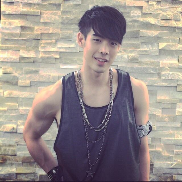 เบสท์ อนาวิล