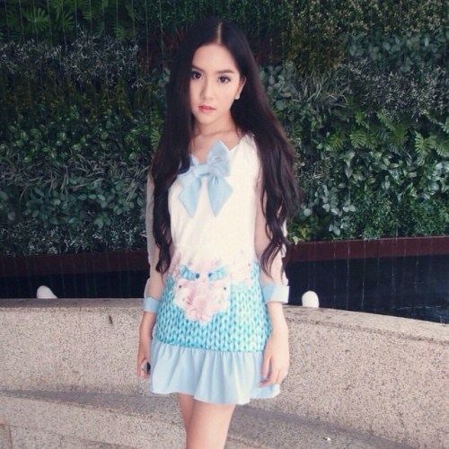 ถง ถง เน็ตไอดอลหน้าใส ขวัญใจชาวเน็ต