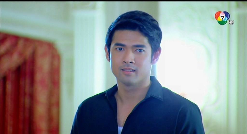 รุ่นใหญ่ที่ยังอยากเห็นถอดขนคงดกและอวบอิ่ม,อาณัฐ ลาพานิชย์