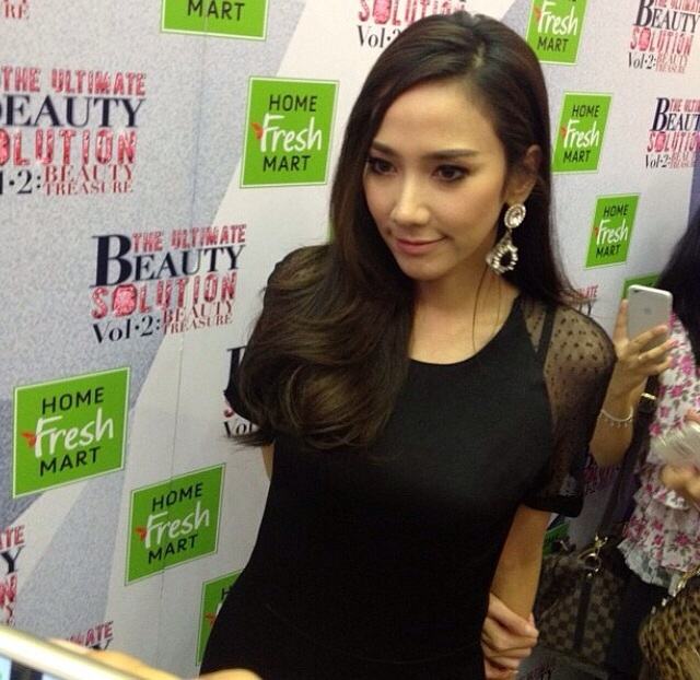 ดุจนางพญา @The ultimate beauty solution 2014 !!