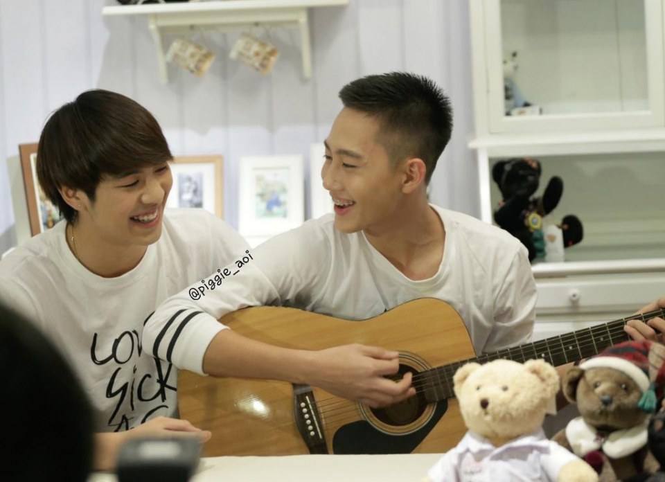 #อบอุ่นใจไวท์กัปตัน