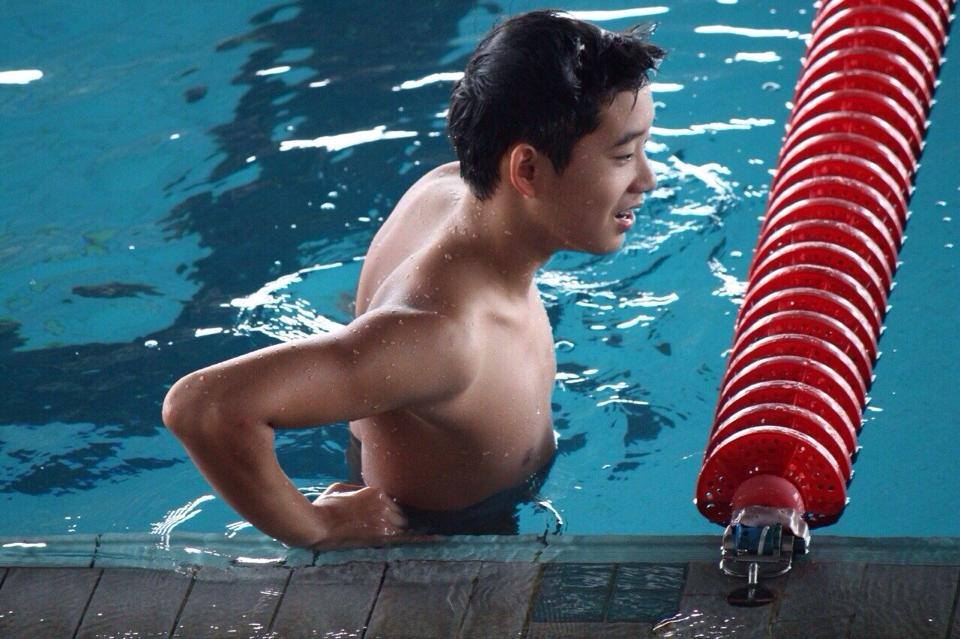 น้องเอสนักว่ายน้ำทีมชาติที่งาน the mall swimming