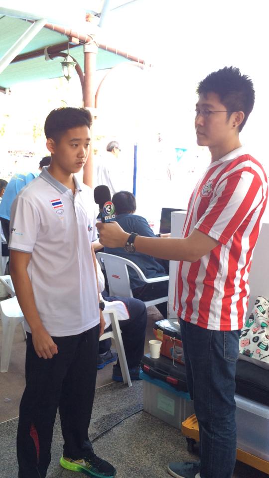 น้องเอสนักว่ายน้ำทีมชาติที่งาน the mall swimming