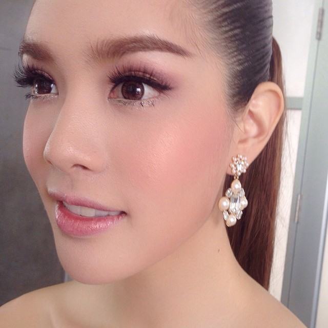 เหล่าดาราหนุ่มหล่อสาวสวย เริ่มถ่ายปฎิทินช่อง 7 HD คอสตูมเริดมาก!!