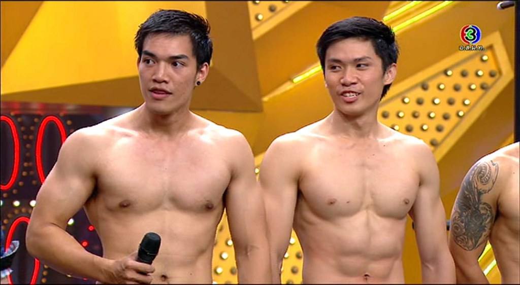 หลิ้นกีฬาแบบนี้หุ่นดีเนาะ