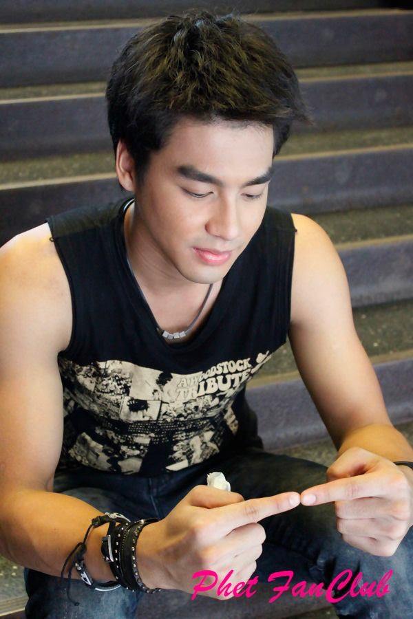 เพ็ชร ฐกฤต