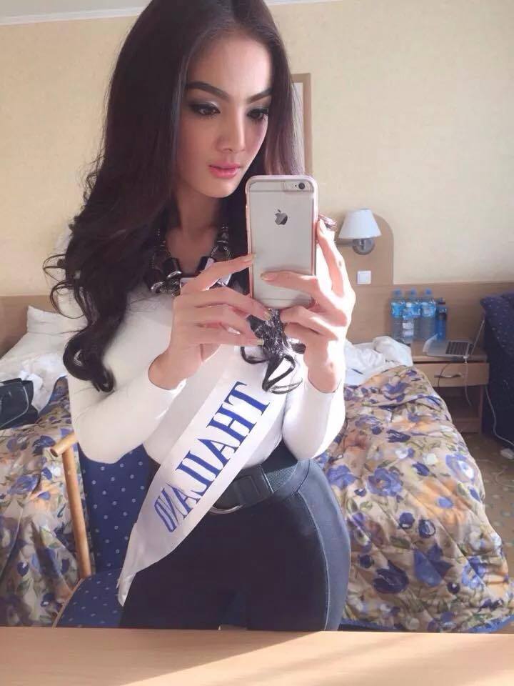 น้องปลาและเพื่อนๆ ระหว่างเก็บตัวการประกวด Miss Supranational 2014 ที่โปแลนด์