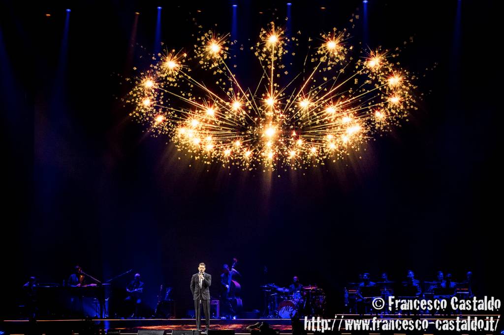 อลังการคอนเสิร์ตของ Michael Buble'