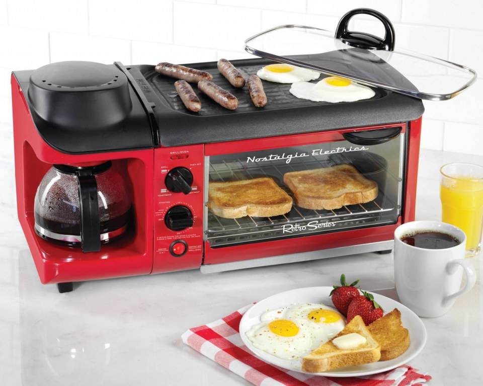 Nostalgia Electrics Breakfast Station