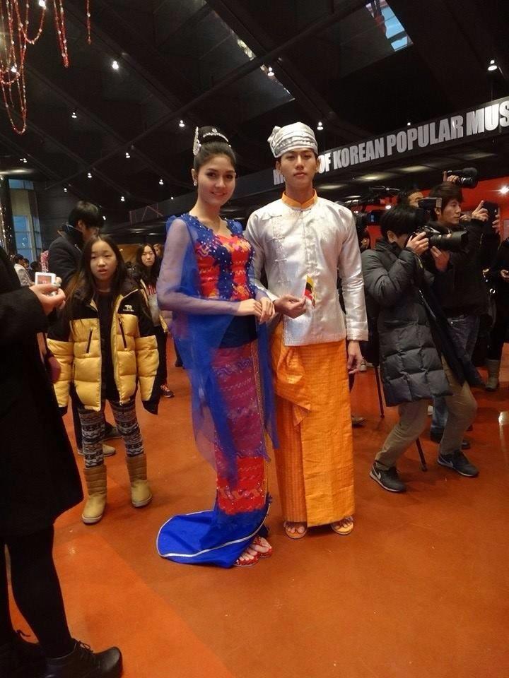 ชุดชาวเมียนมาร์