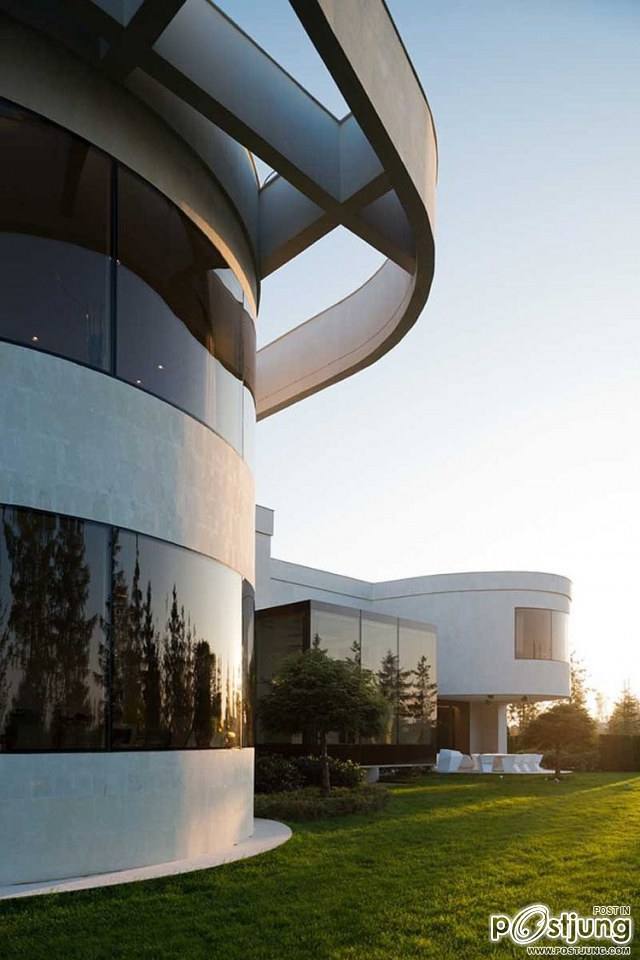 Agalarov Estate Villa by SL* Project