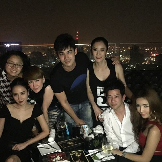 แฟนคลับทำซึ้ง เซอร์ไพร้วันเกิดล่วงหน้าให้ "อั้ม พัชราภา"