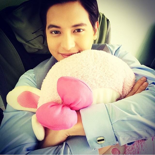 ภาพสะเทือนอารมณ์ "เด็กกำพร้า" เห็นแล้วน้ำตาไหล