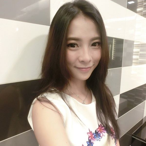 ฟรุ้งฟริ้ง มุ้งมิ้ง สไตล์เกาหลี กับ น้องอั้ม เน็ตไอดอลชื่อดัง