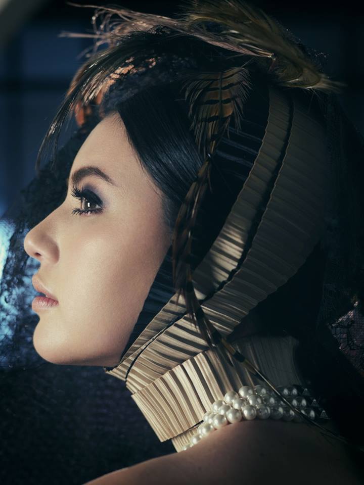 ใหม่-ดาวิกา โฮร์เน่ @ THE MAGAZINE December 2014/January 2015