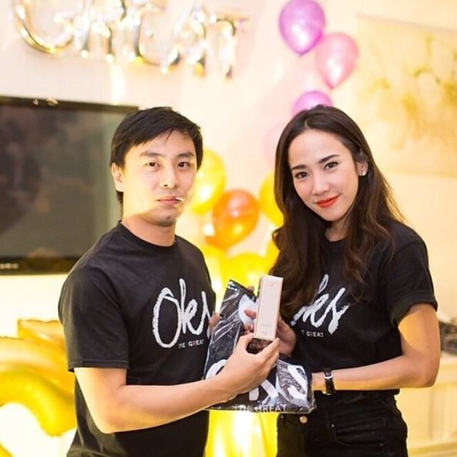 "อั้ม" น่ารักสุดๆขนาดโดนปะเเป้ง!!