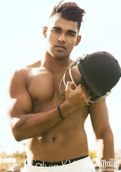 Mr. Gay World & ทีมหนังเอ็กซ์เกย์ CockyBoys @ DNA Magazine