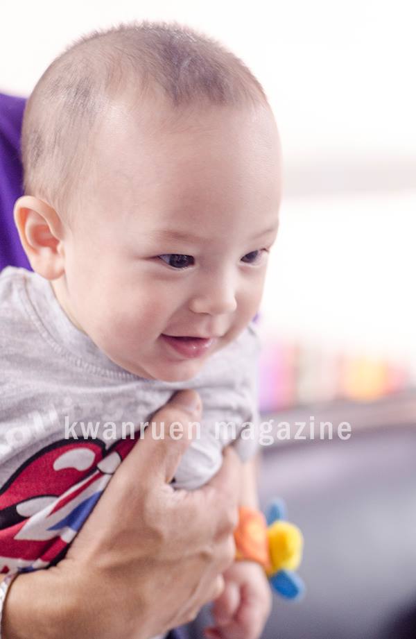 พ่อ-ลูก ปีเตอร์กับน้องแพนเตอร์ เบี้องหลังถ่ายแบบ นิตยสารขวัญเรือน