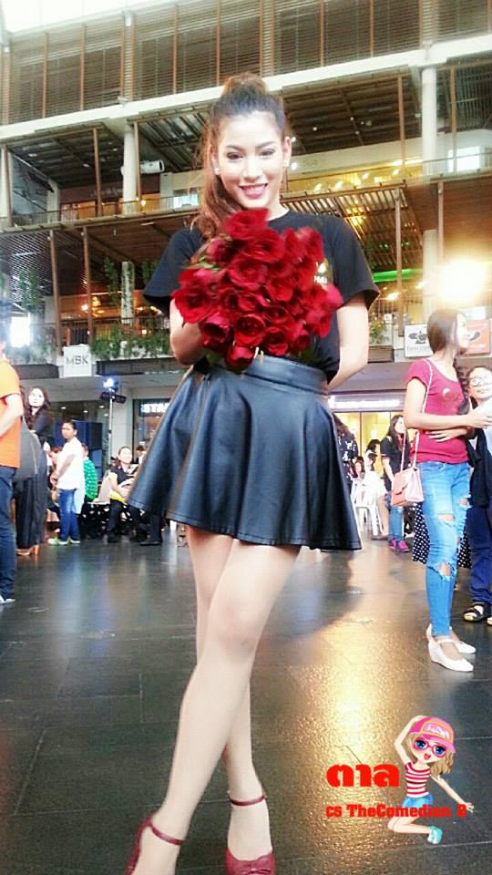 ตาล เดอะคอมเมเดียน สาวน้อยจากฟินแลนด์ มากความสามารถ พูดได้ 5 ภาษา เต้น รำไทย ร้องเพลง