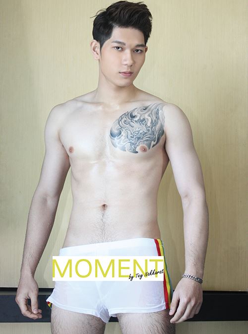 MOMENT vol.1 no.3 November 2014