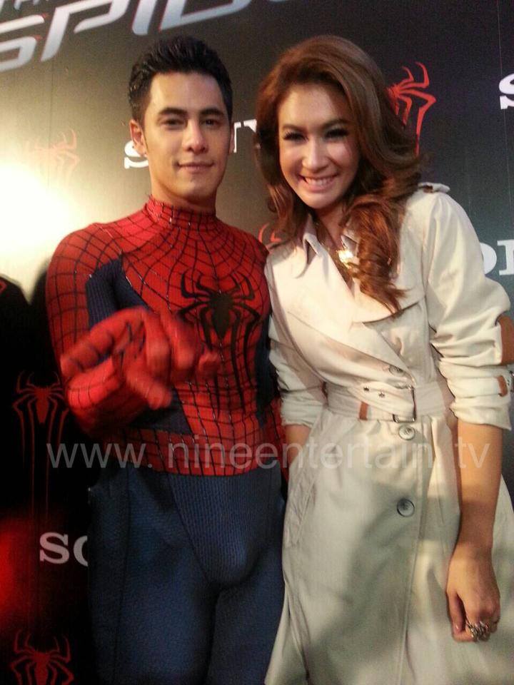 รวมมิตรพระเอกลำใหญ่