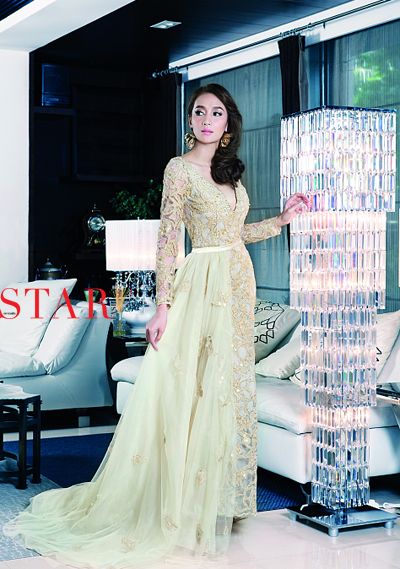 STAR FASHION 246 ปก เนย-โชติกา