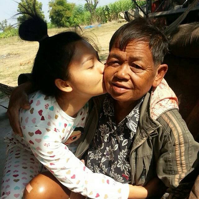 ตั๊กแตน ชลดา กับพ่อ