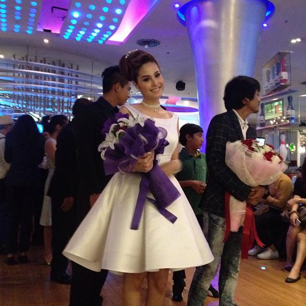 Pic__ขวัญ อุษามณี @งานแถลงข่าวภาพยนตร์สั้นเฉลิมพระเกียรติฯ รอบปฐมทัศน์ 4/12/57