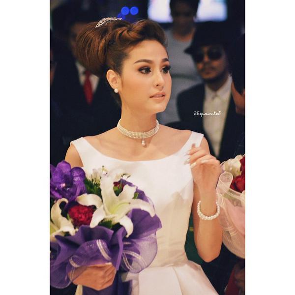 Pic__ขวัญ อุษามณี @งานแถลงข่าวภาพยนตร์สั้นเฉลิมพระเกียรติฯ รอบปฐมทัศน์ 4/12/57