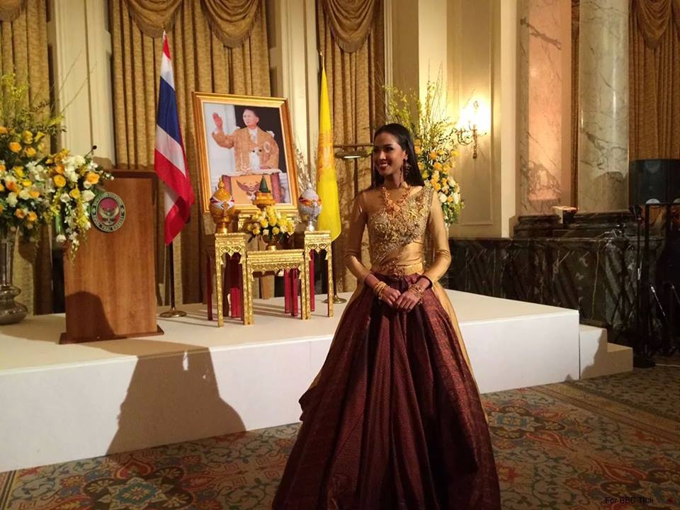 เมญ่า Miss Thailand World เข้าร่วมงานวันพ่อ ณ สถานเอกอัครราชทูตไทย กรุงลอนดอน