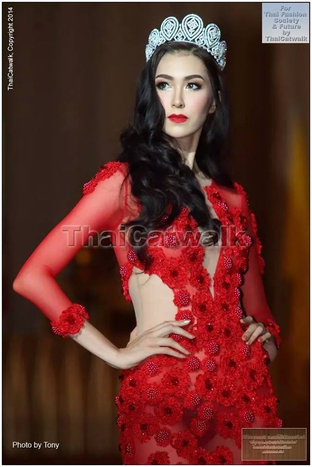 งานประทานรางวัล ศรีกุลบุตร-กุลธิดา 2557