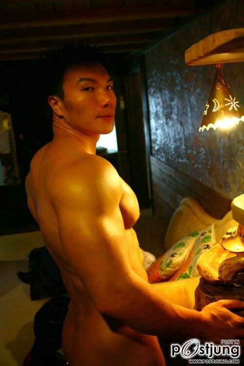 ถอดโชว์เรือนร่าง 691