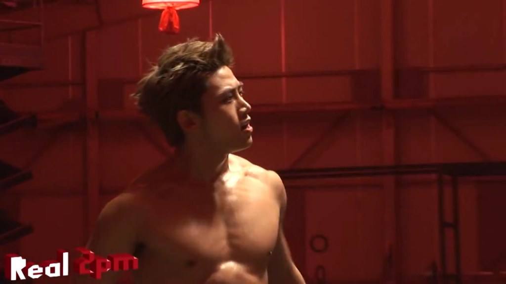 2PMหุ่นแชบทุกคนบ่นี่งะโอยแชบ