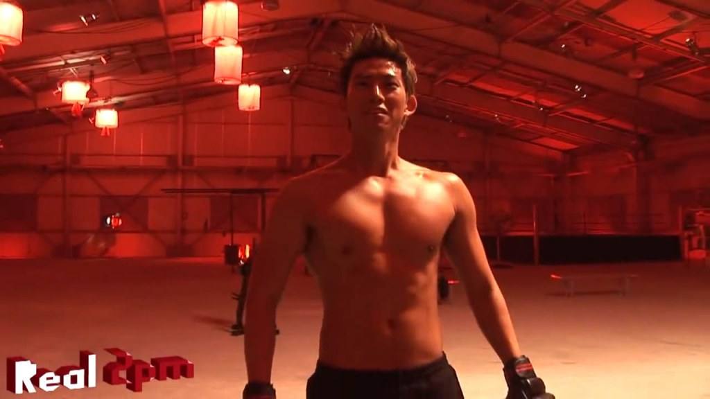 2PMหุ่นแชบทุกคนบ่นี่งะโอยแชบ