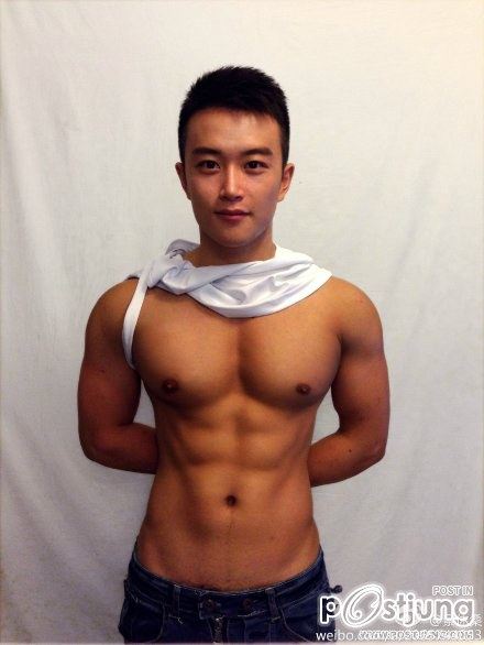 ถอดโชว์เรือนร่าง 699