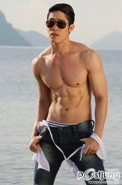 ถอดโชว์เรือนร่าง 700