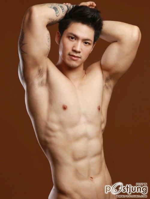 ถอดโชว์เรือนร่าง 700