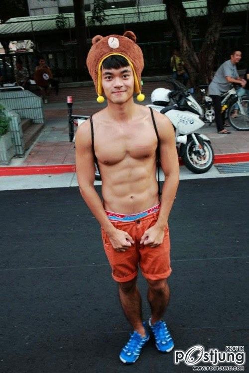 ถอดโชว์เรือนร่าง 700