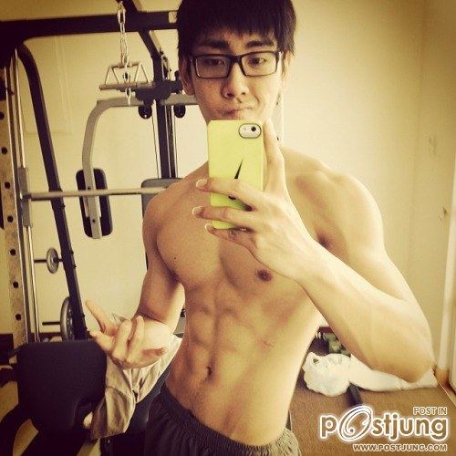 ถอดโชว์เรือนร่าง 704