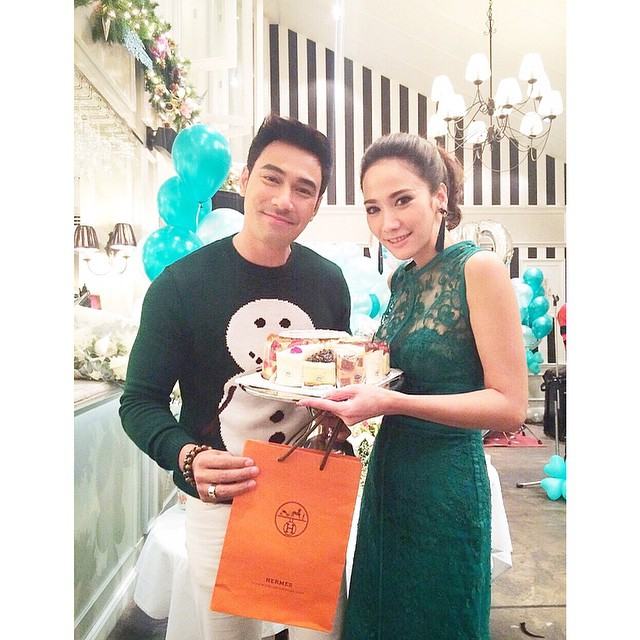 หรูเริ่ด!! ปาร์ตี้วันเกิดซุปตาร์สาว "อั้ม" ครบ 36 กะรัต