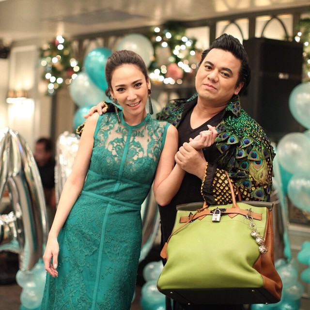 หรูเริ่ด!! ปาร์ตี้วันเกิดซุปตาร์สาว "อั้ม" ครบ 36 กะรัต