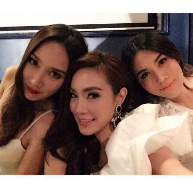 ว่าไหม?? "อั้ม" นับวันยิ่งทำตัวสวยแซ่ป หรือเพราะโสด ดูเริ่ดอ่า!!