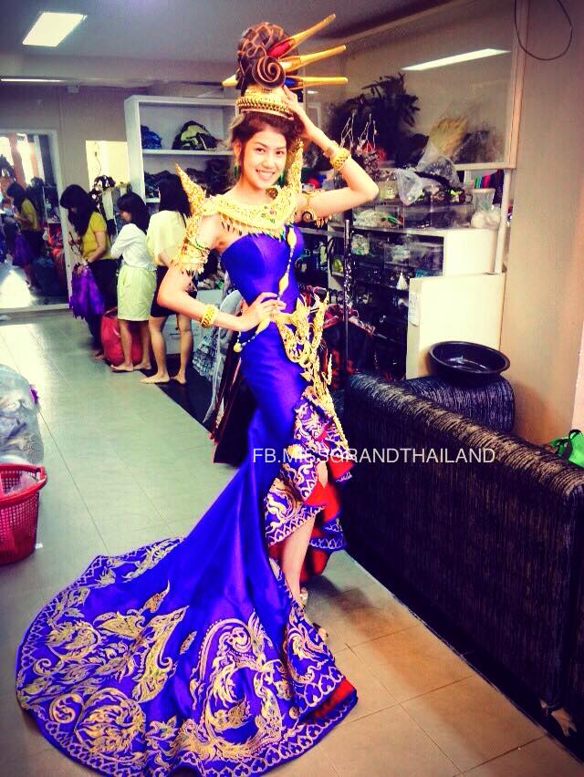 "ภูมิพัสตราชีวาสยาม" ชุดประจำชาติในการประกวด Miss Tourism International 2014 ชองน้องพลอย Miss Touris