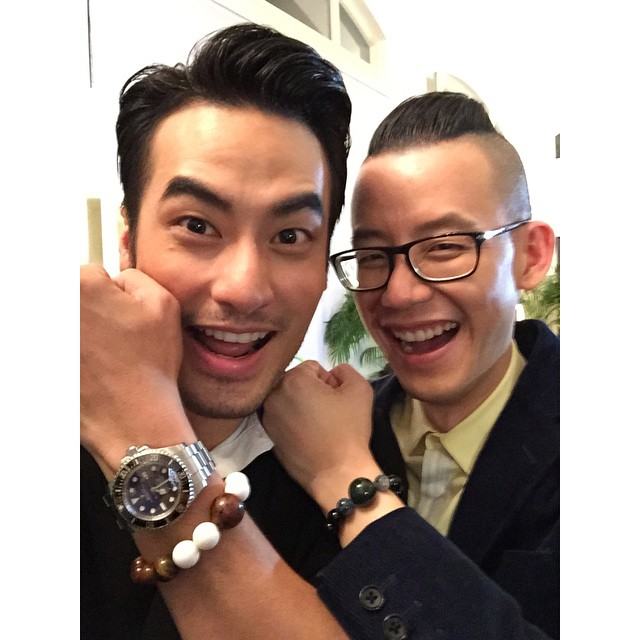 งานไฮโซป็อบ DIOR "อั้ม พัชราภา" สร้อยข้อมือหินเสริมดวงชะตา