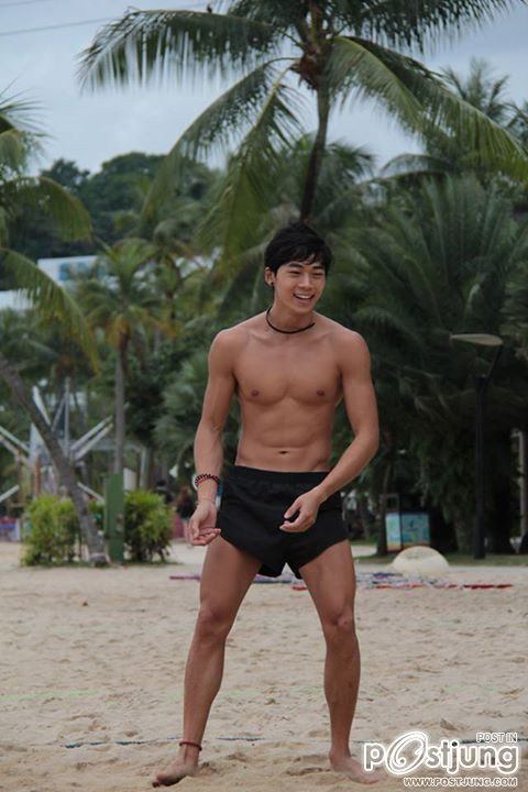 ถอดโชว์เรือนร่าง 705