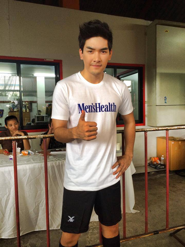 ส่องดาราชาย ในชุดบอลชุ่มเหงื่อ