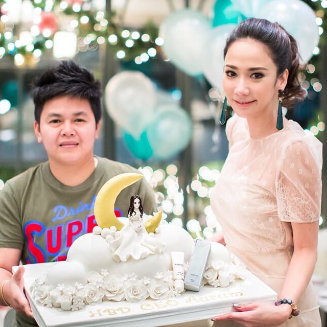 หน้าเด็กมาก "อั้ม พัชราภา'' นึกว่าสาวมหาลัย 36 ล่ะดูสาวจาง