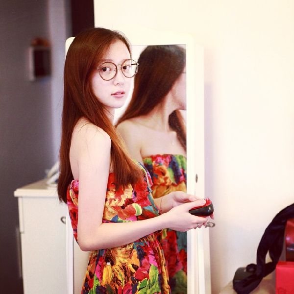 หวังเสี่ยวหมิ่น สาวจีนที่กำลังครองใจหนุ่มๆไทยตอนนี้